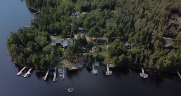 Big Lake Wilderness Lodge